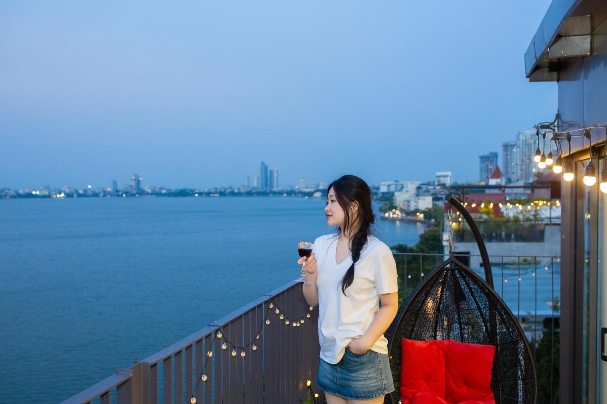Lake View Hotel Ханой Экстерьер фото